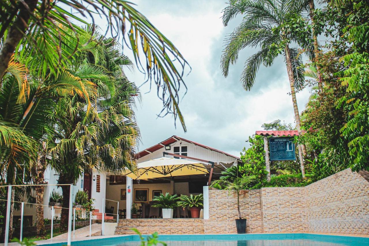 Albergue Turistico Gstir Pozuzo Extérieur photo